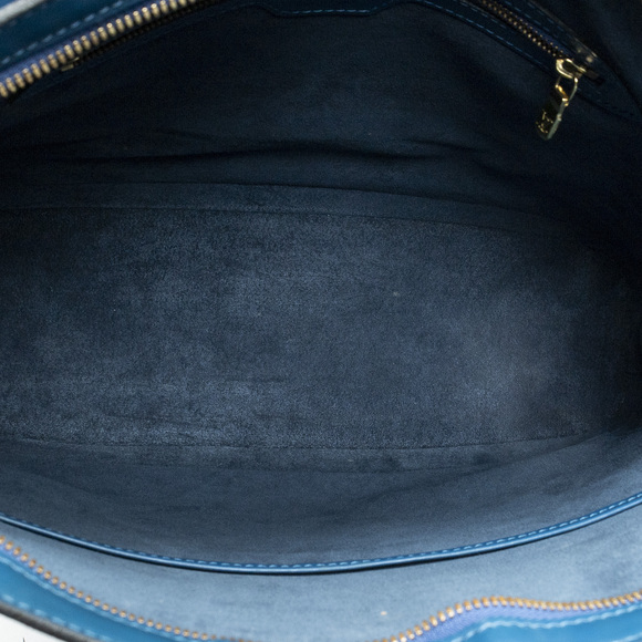 Louis Vuitton Lussac - Picture 9 of 10